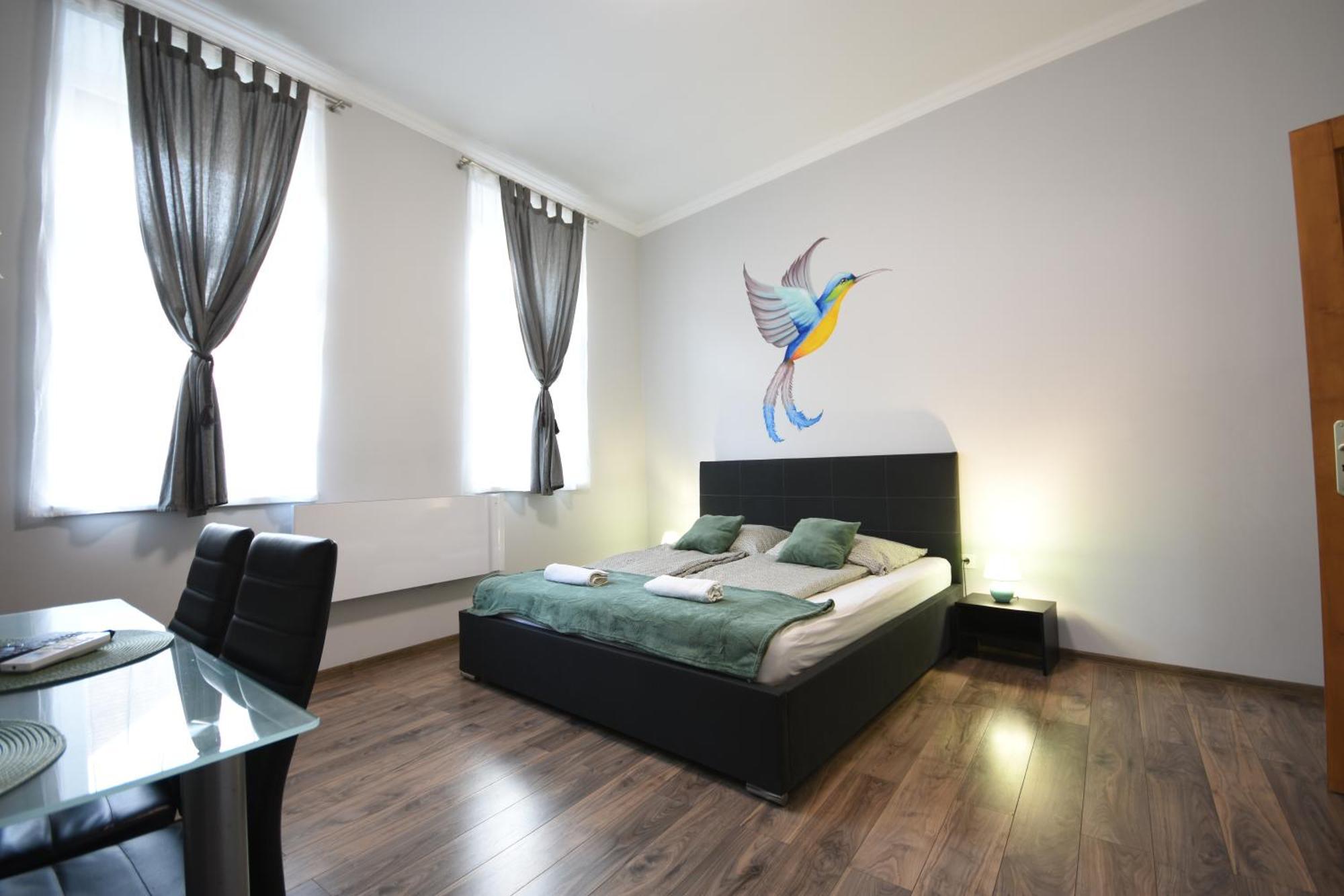 Kolibri Apartman - Makó エクステリア 写真